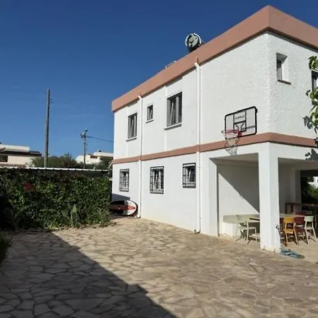 Seaside Vacation Heated Pool Villa *