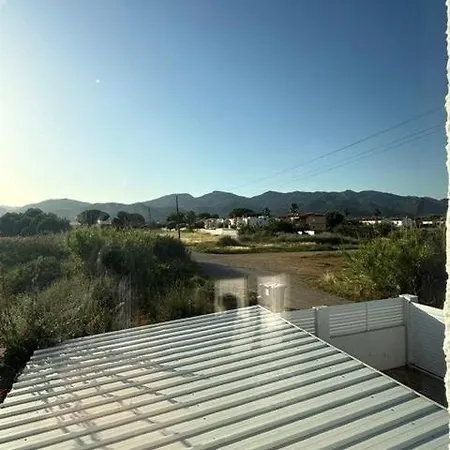 Seaside Vacation Heated Pool *