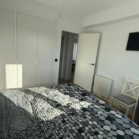Seaside Vacation Heated Pool *